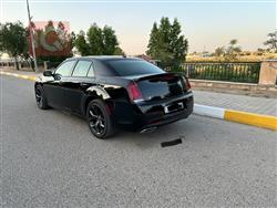 کرایسلەر 300